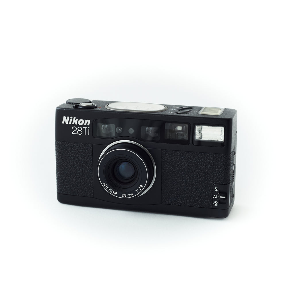 USED】Nikon 28Ti（純正付属品：ストラップ、ケース）– wai-online.shop